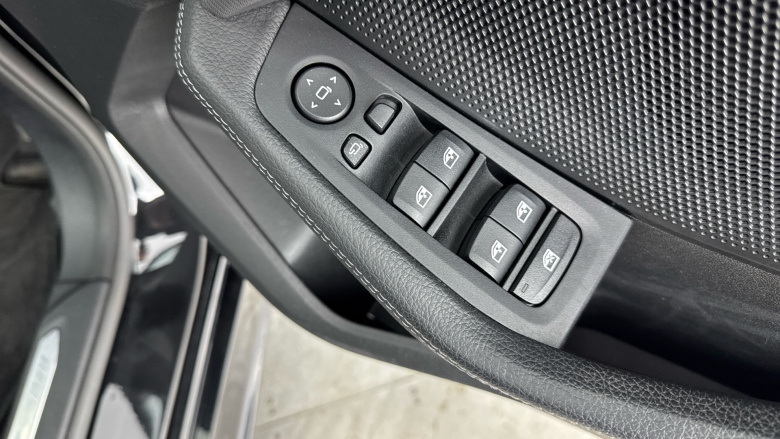 BMW 1 Series 118i [136] M Sport 5dr [Live Cockpit Professional] Petrol Hatchback